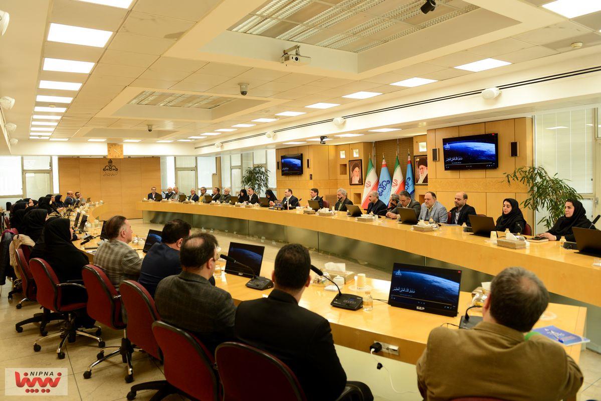 تقدیر مدیرعامل شرکت ملی صنایع پتروشیمی از اعضای کارگروه سلامت اداری NPC 22